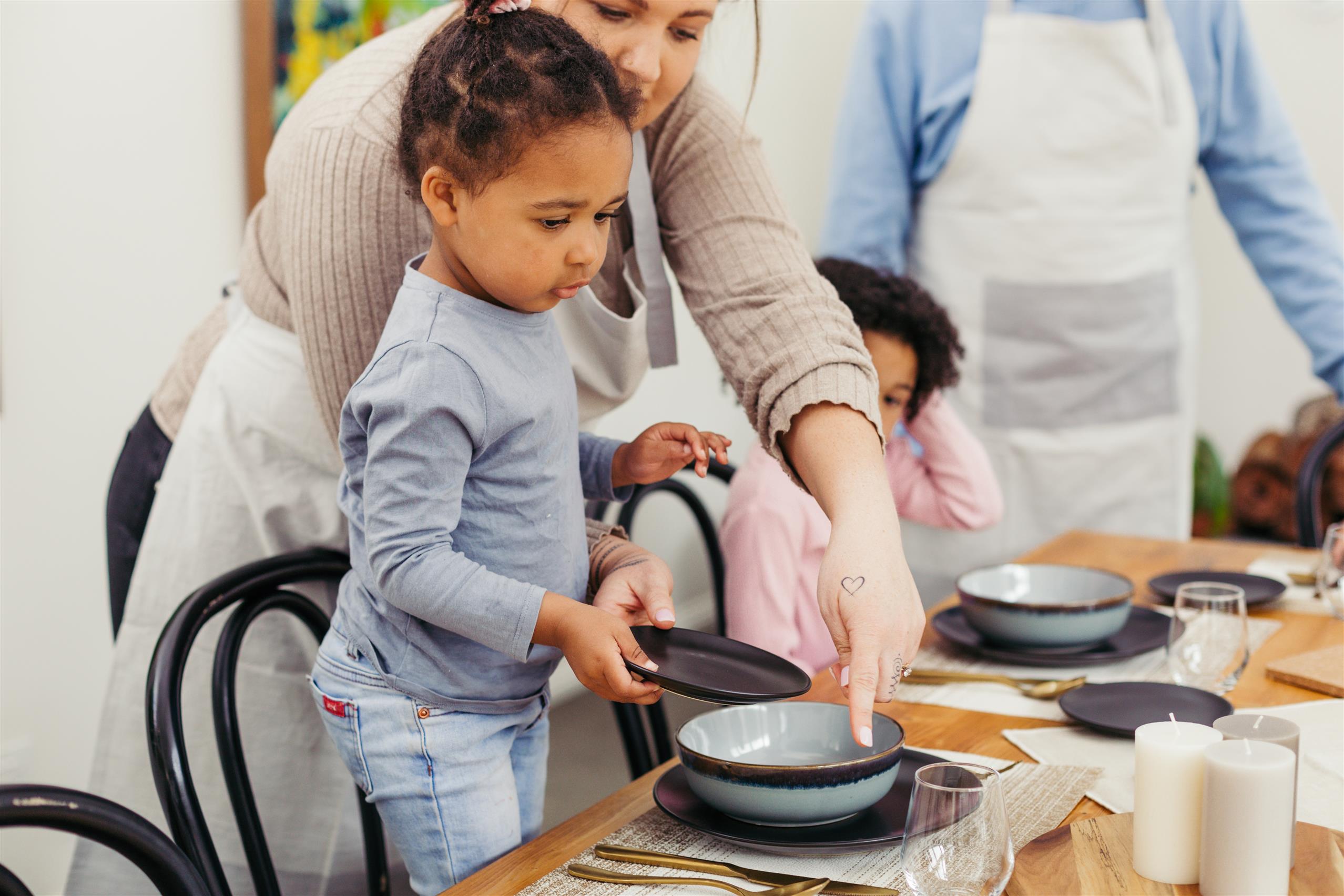 Eat Well, Live Well Positive Mealtimes - Creating positive mealtimes