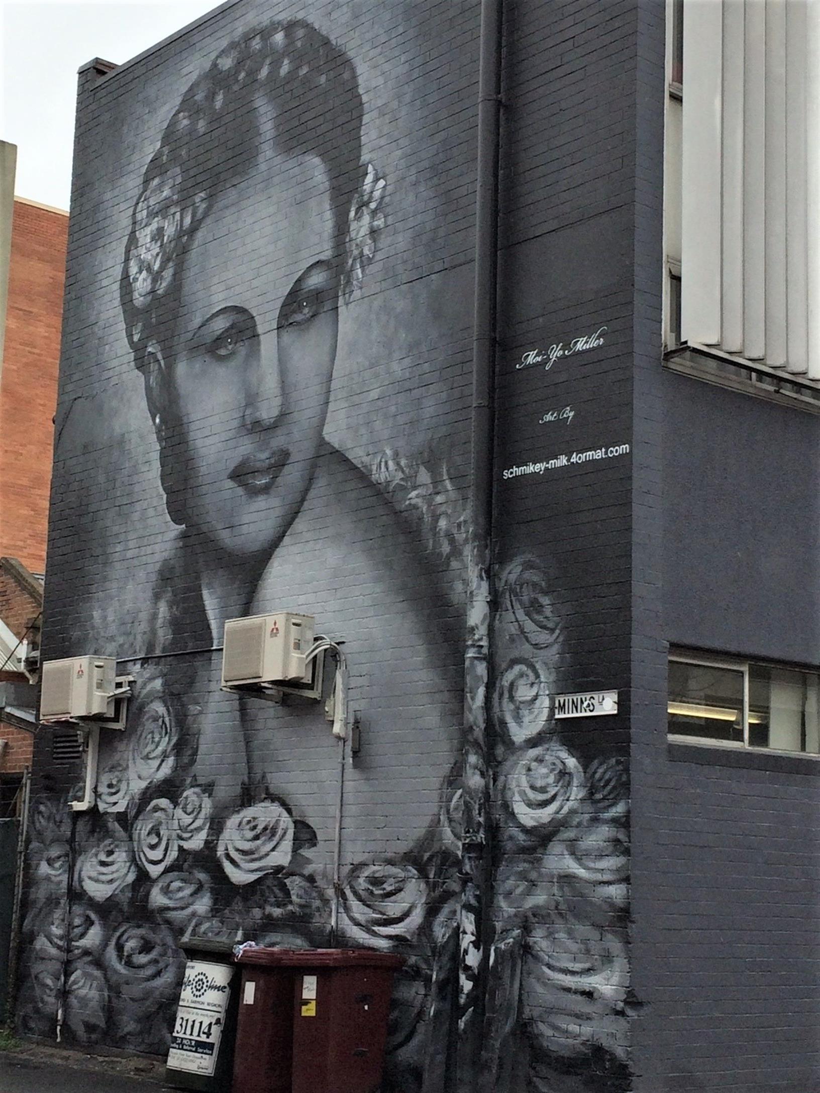 Moi Yo Miller Mural Web