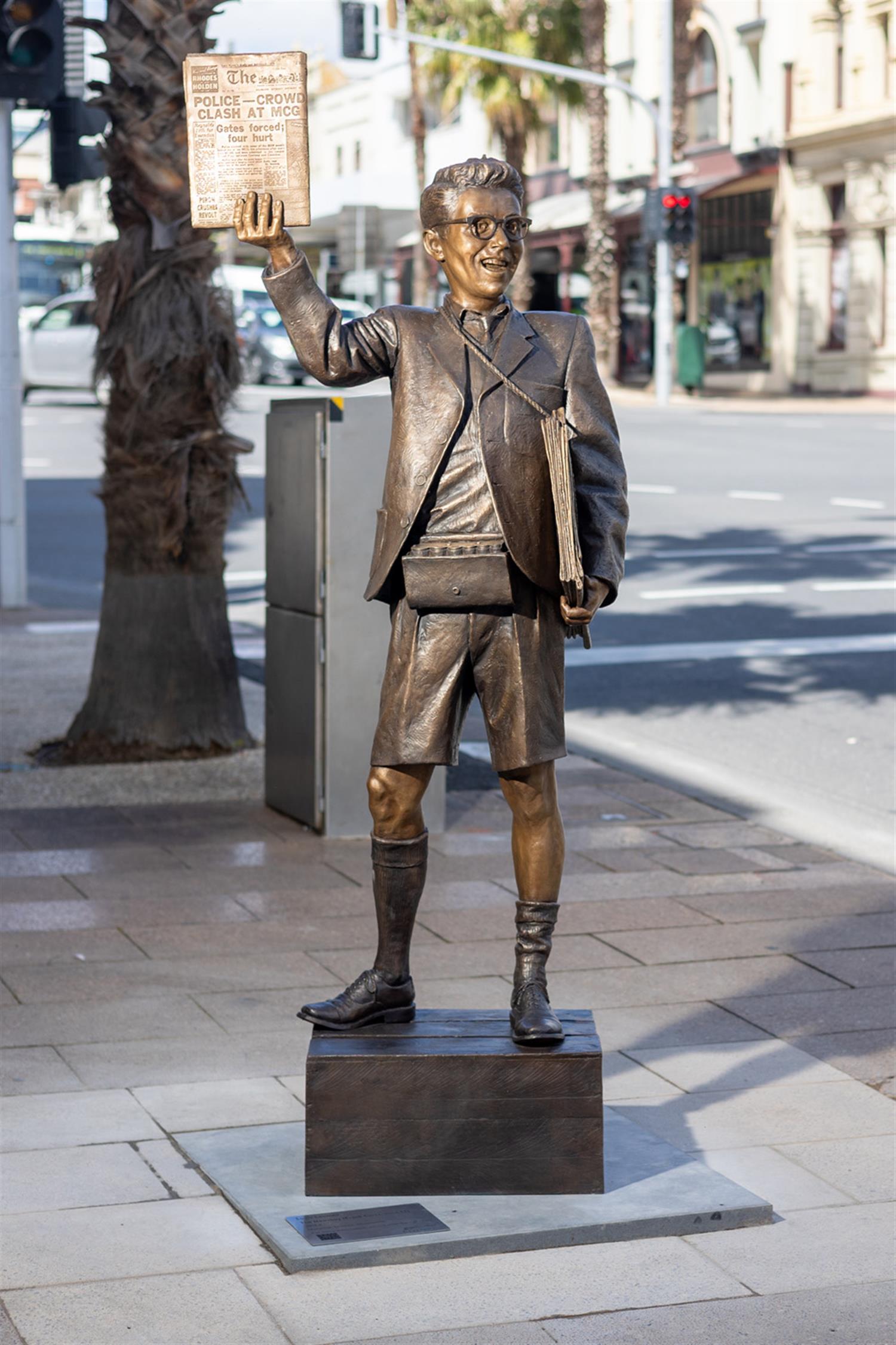 Louis Laumen The Newsboy (Frank Costa, Aged 13) (8) - The Newsboy (Frank Costa, aged 13)