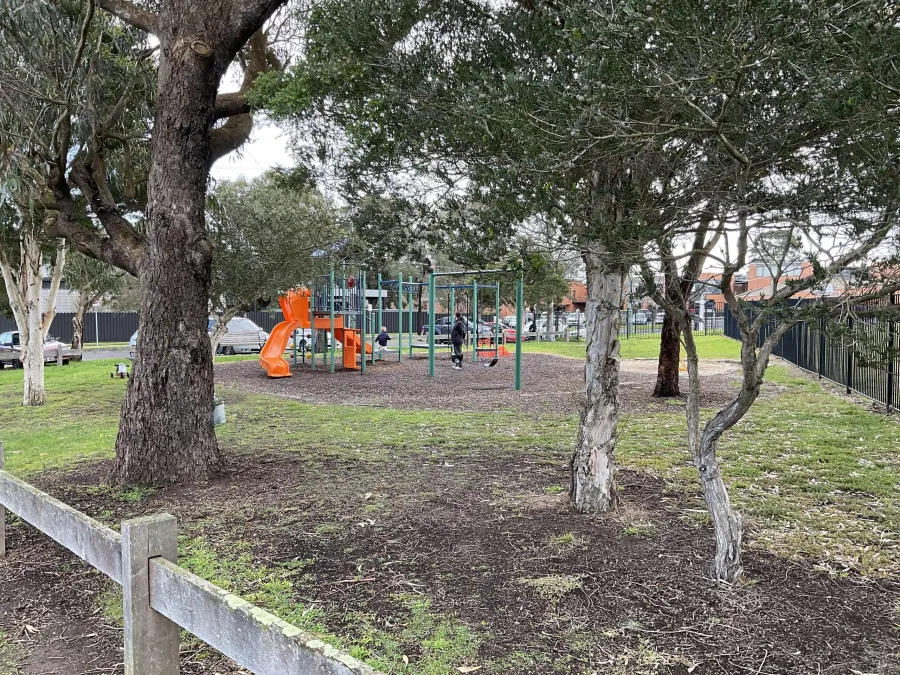 Noble Street Park 