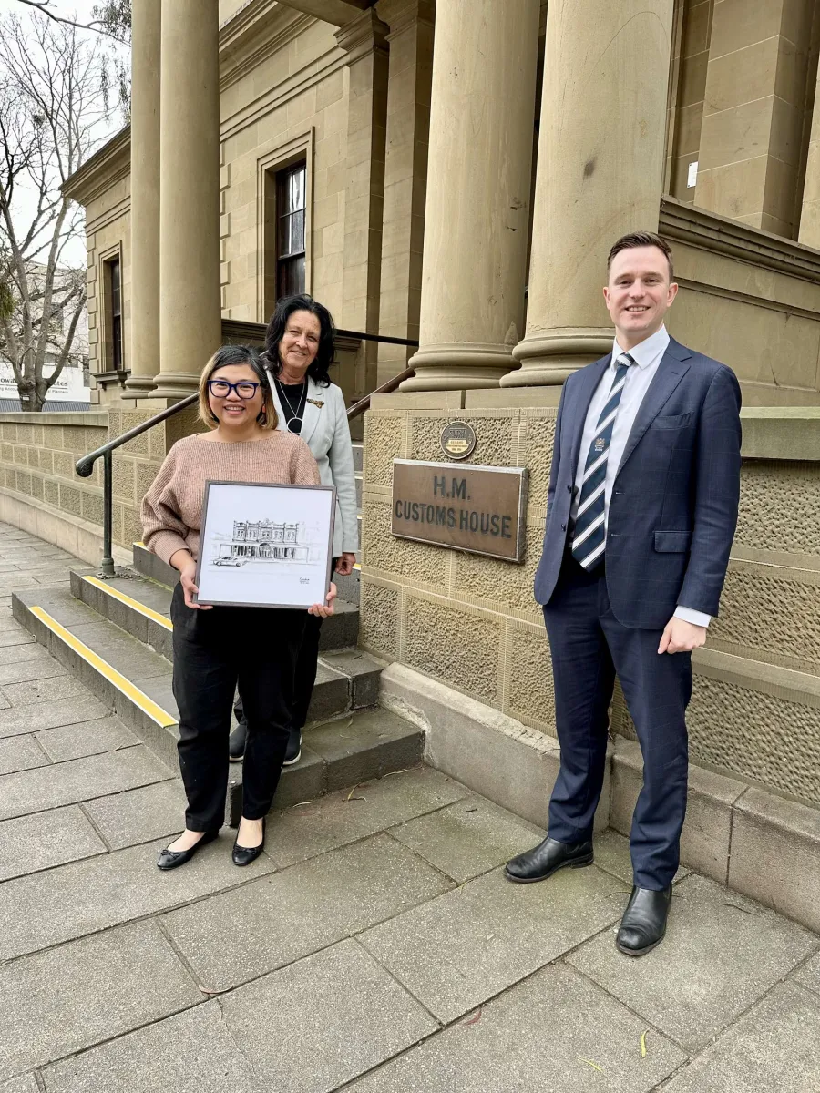 Geelong-based artist Cecilia Cabalquinto, Member for Geelong Christine Couzens and Greater Geelong Mayor Trent Sullivan outside Geelong Customs House
