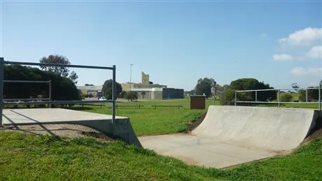 Grinter Reserve Miniramp