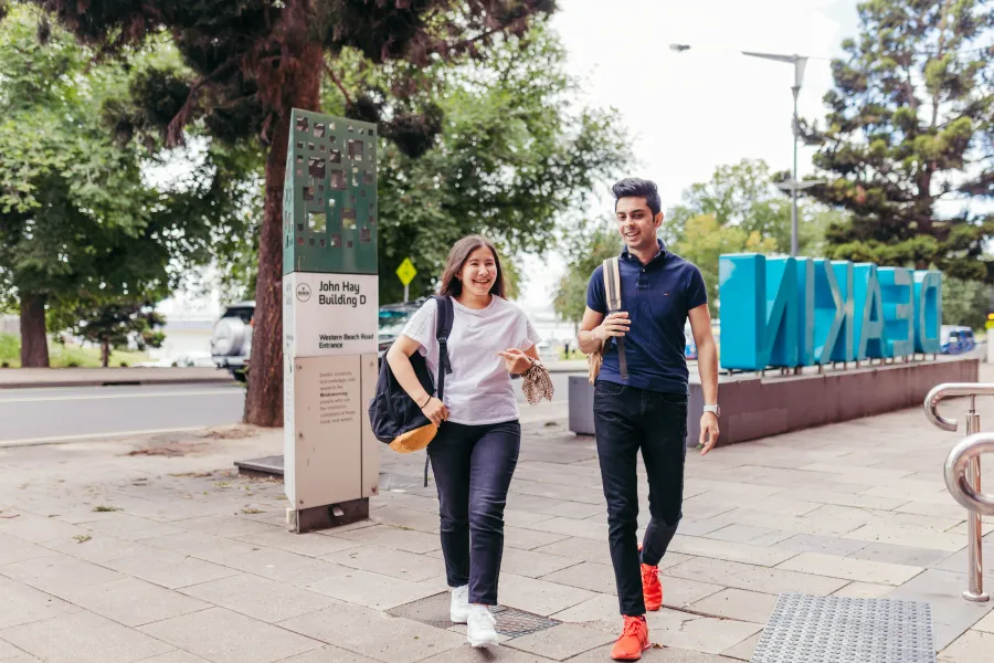 placements.jpg Two students walking to class at Deakin Waterfront campus.