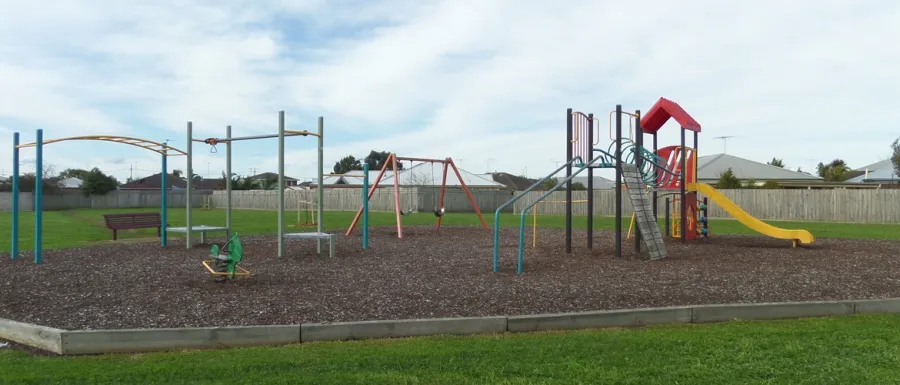 Paramount Crescent Reserve Playground