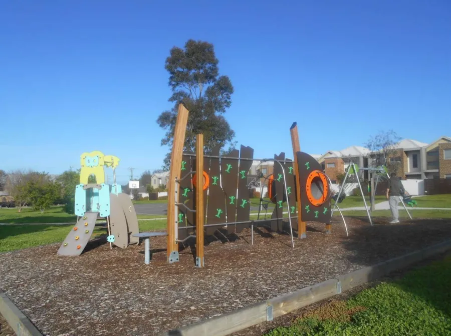 Claremont Park Playground