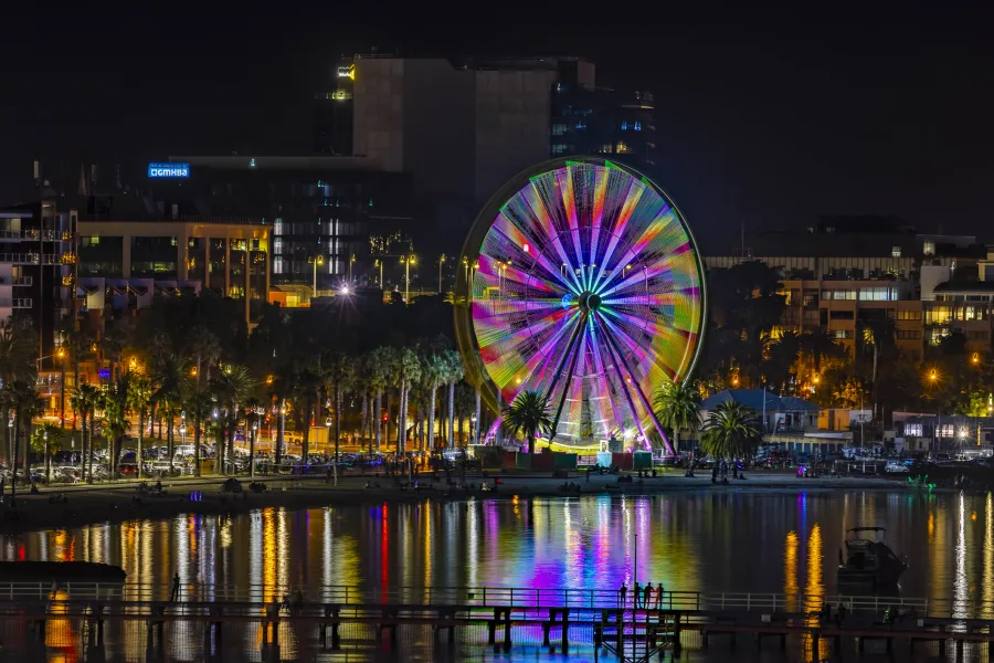 Image of Geelong waterfront at night and ferris wheel