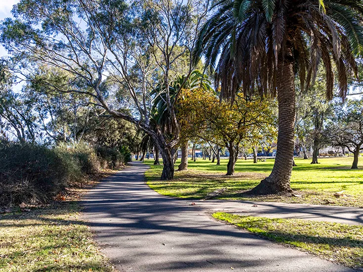 Barwon river path