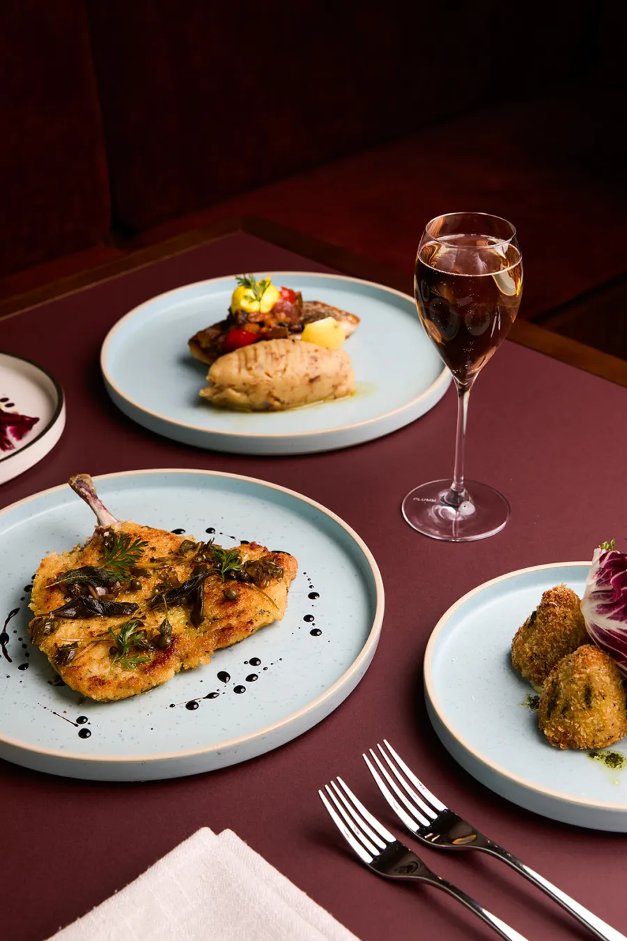 A Curated Evening: Oakdene Wine Masterclass, Three Course Dinner & After Hours at Geelong Gallery