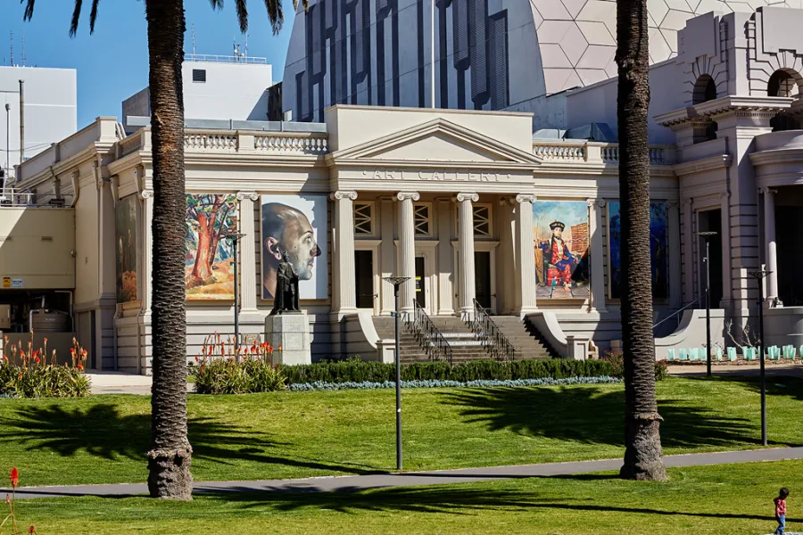 Historic facade of the Geelong Gallery behind Johnston Park
