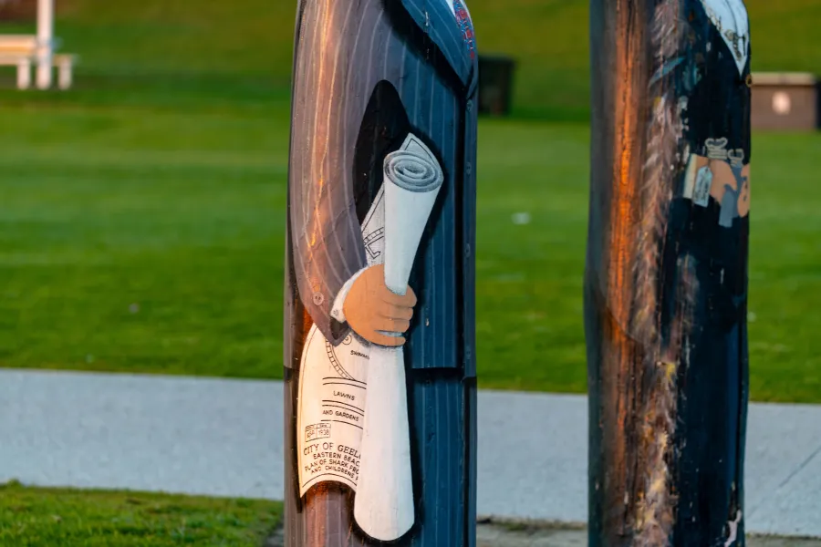 Painted plan for Eastern Beach on bollard