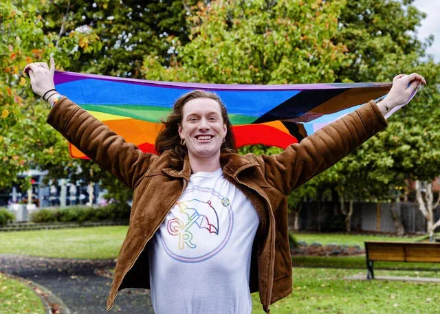 geelong_rainbow_tshirt_on_person geelong_rainbow_tshirt_on_person