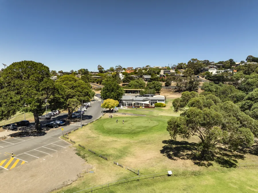 Queen's Park Golf Course