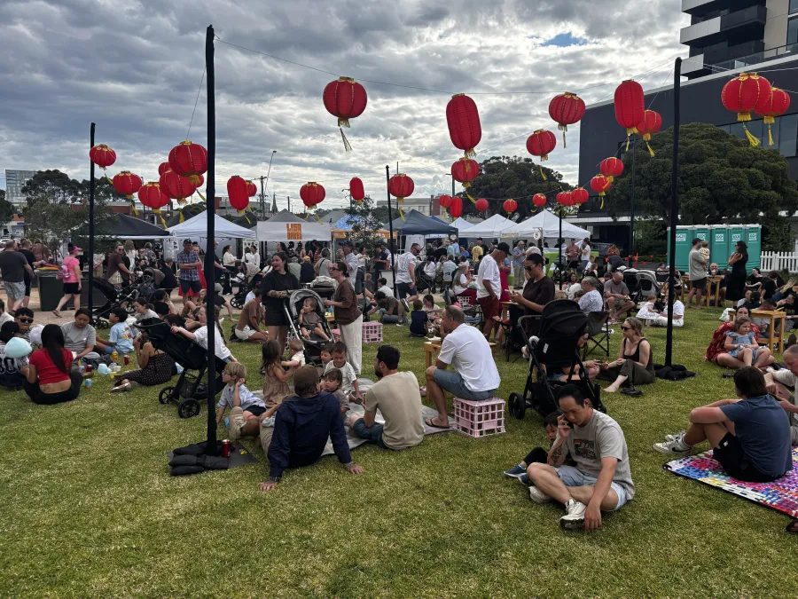 MARKET LAWN VIEW