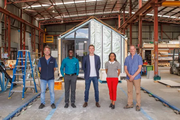 L to R - Matthias Weiss - FormFlow, Olubukola Tokede - Deakin, Mayor Trent Sullivan, Mayuri Wijayasundara - Anvarta and Matthew Dingle - FormFlow