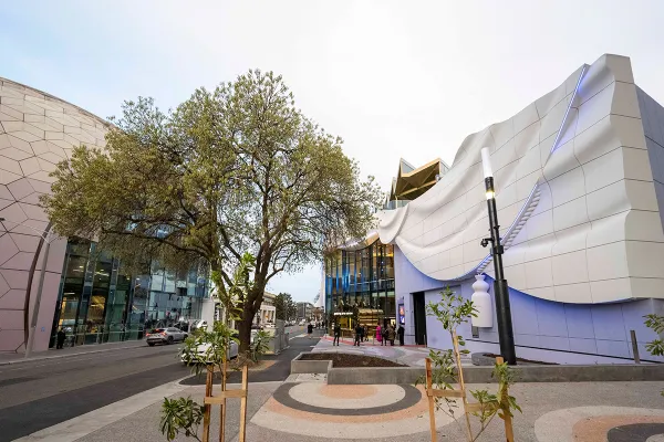 Creative industries and digital technology Creative industries and digital technology