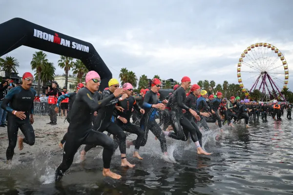 IRONMAN 70.3 Geelong Pro Series 