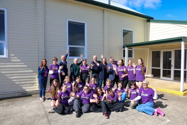 Mayor Kontelj, Cr Wilkinson, Cr Story, Cr Cadwell and Cr Aitken with GSODA President Bernadette Uzelac and Students