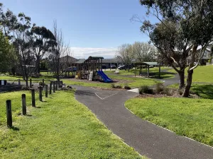 Sundial Drive Reserve