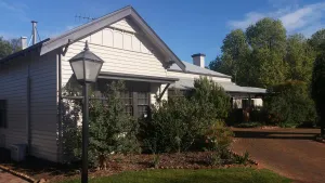20180919 082128 Resized - Cobbin Homestead and Chapel