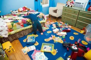 Toys In The Room2 - Toys and recycling