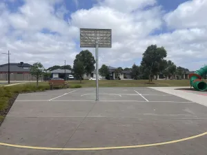 Baelish Drive Park basketball