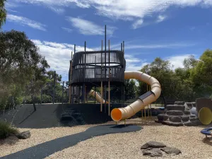 Bunjil Nest Park