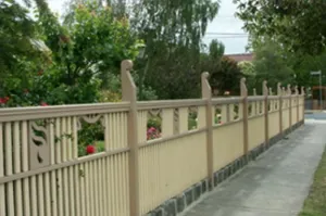 8db8f4bf53b635a-fences17.jpg