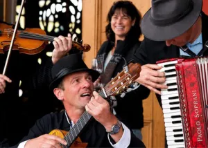 Free Live Entertainment All Weekend