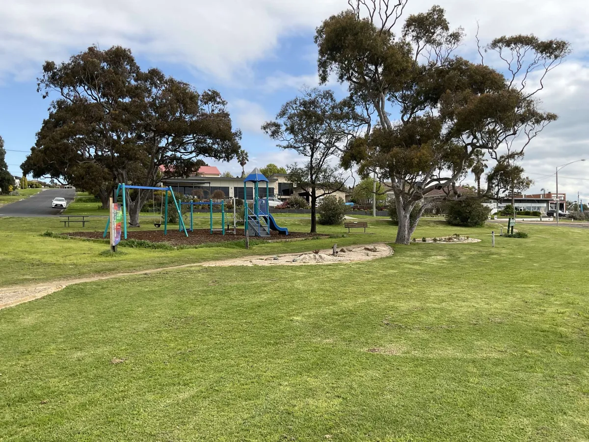 Wiffen Park Playground
