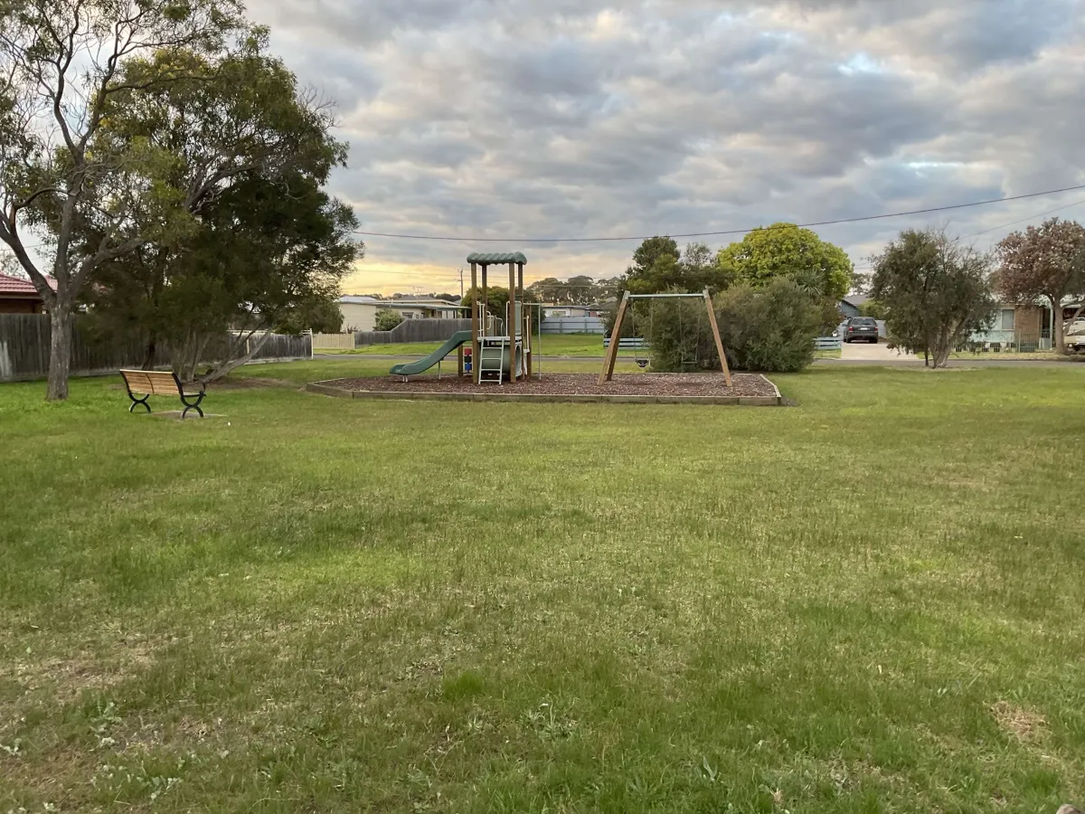 Henty Reserve Playground