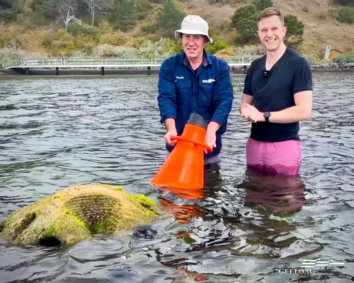 The City's Senior Strategic Environmental Planner Ralph Roob & Mayor Trent Sullivan at the Dell Eco Reef.